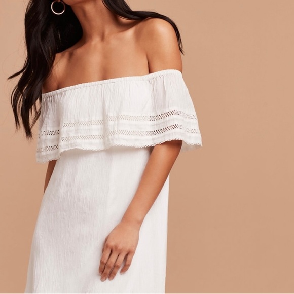 Aritzia Wilfred Emmie White off the Shoulder Dress - Picture 4 of 8